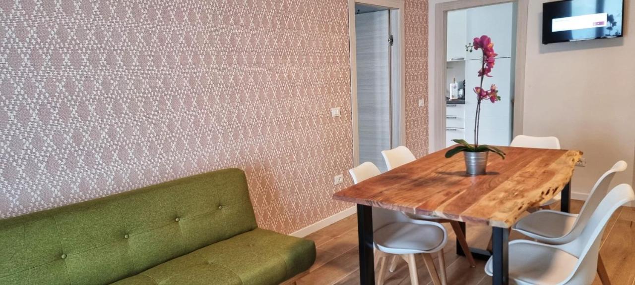 Casa Barcelli Sport & Family Apartments Torbole Sul Garda ภายนอก รูปภาพ
