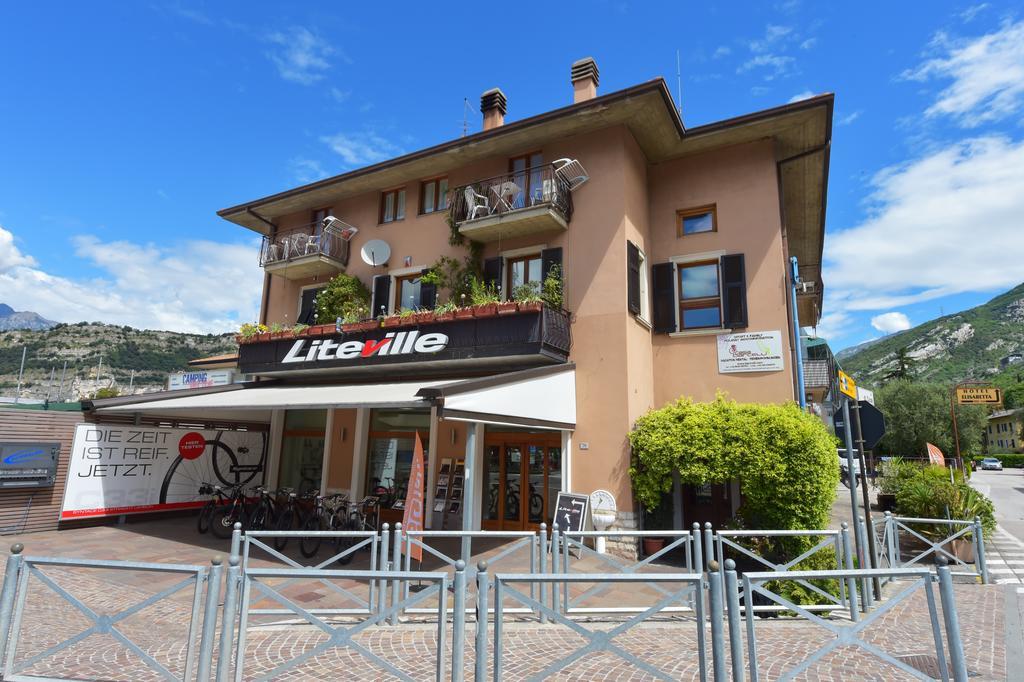 Casa Barcelli Sport & Family Apartments Torbole Sul Garda ภายนอก รูปภาพ