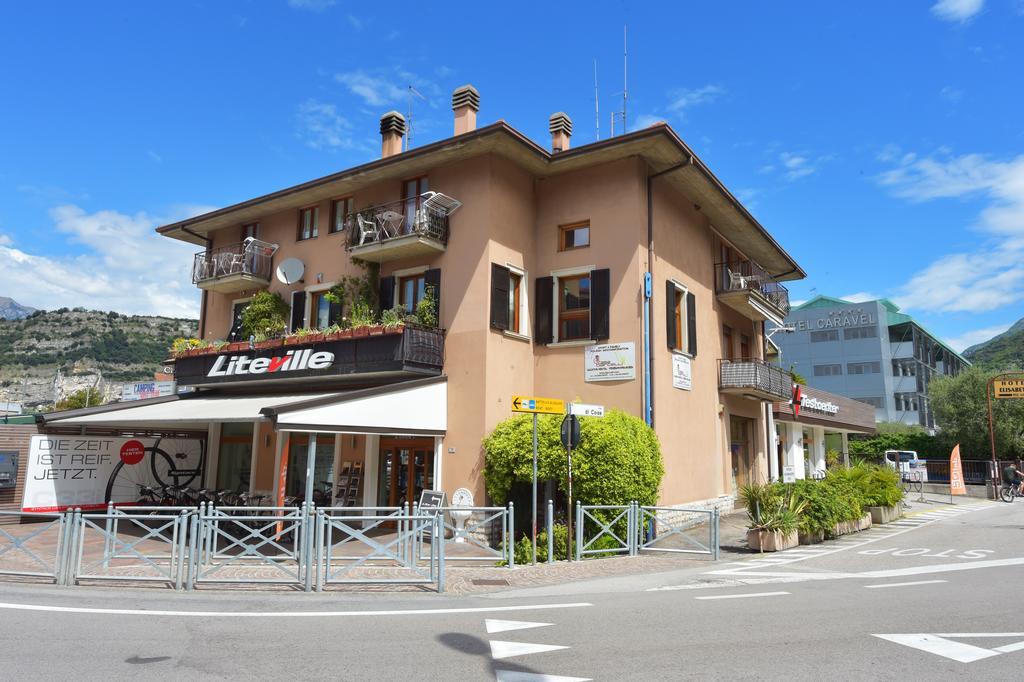 Casa Barcelli Sport & Family Apartments Torbole Sul Garda ภายนอก รูปภาพ