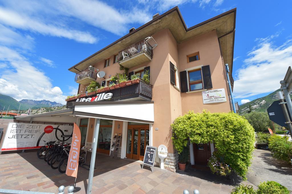 Casa Barcelli Sport & Family Apartments Torbole Sul Garda ภายนอก รูปภาพ